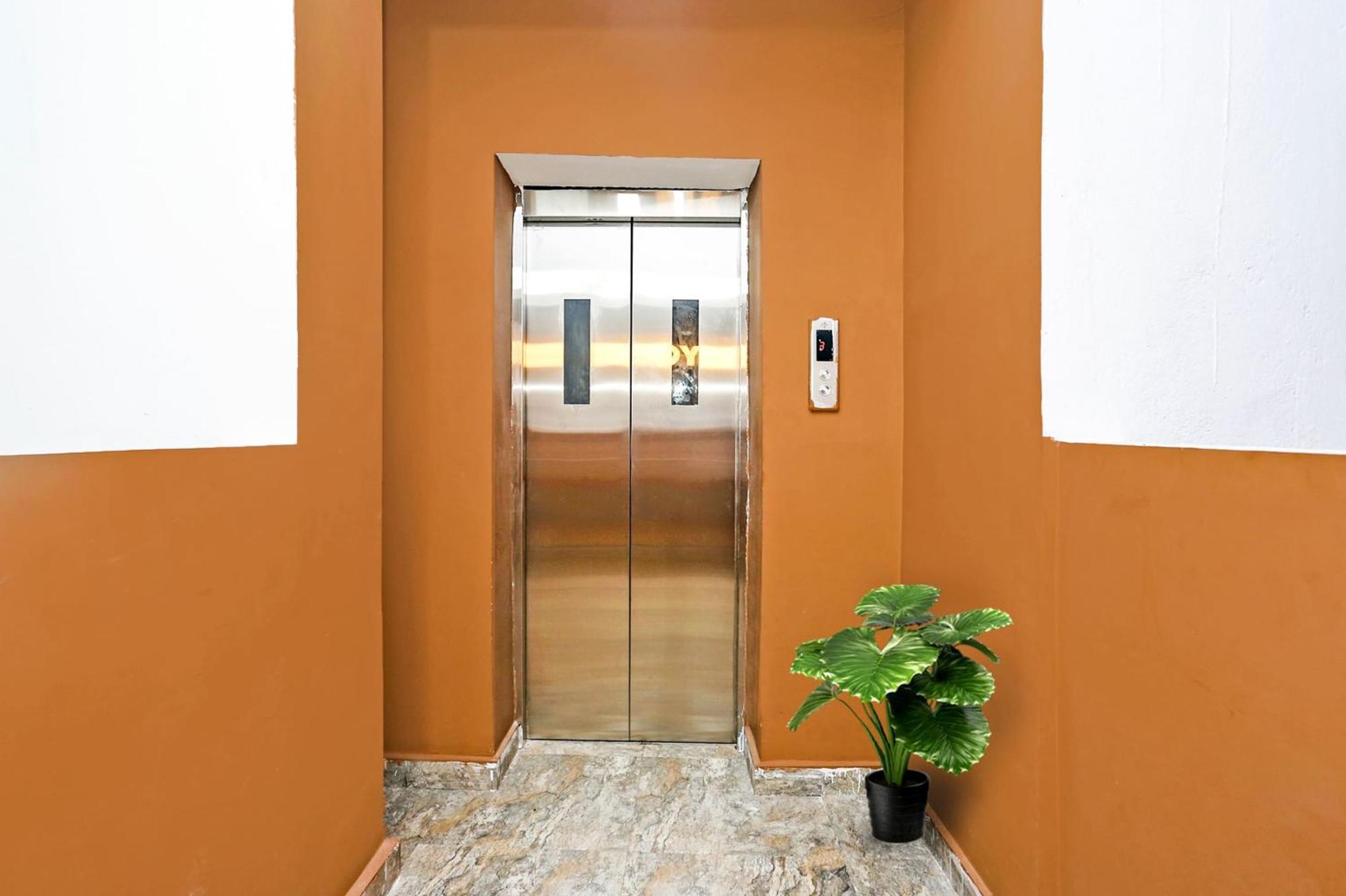 Hotel O Seven Inn Μπουμπάνεσβαρ Εξωτερικό φωτογραφία